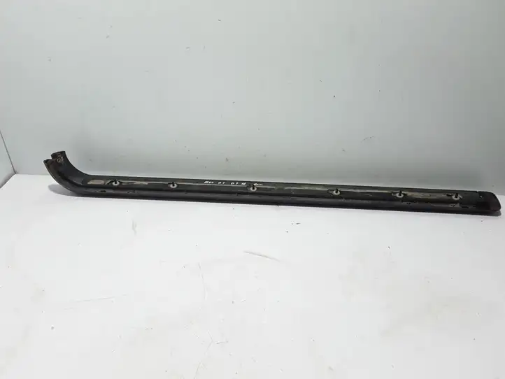 Opel Movano A (1998 - 2010) 8200163740 Средняя направляющая ролика раздвижной двери — фото 2