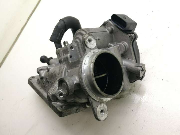 Volkswagen Golf VII (2013 - 2019)  04L128637B Дроссель