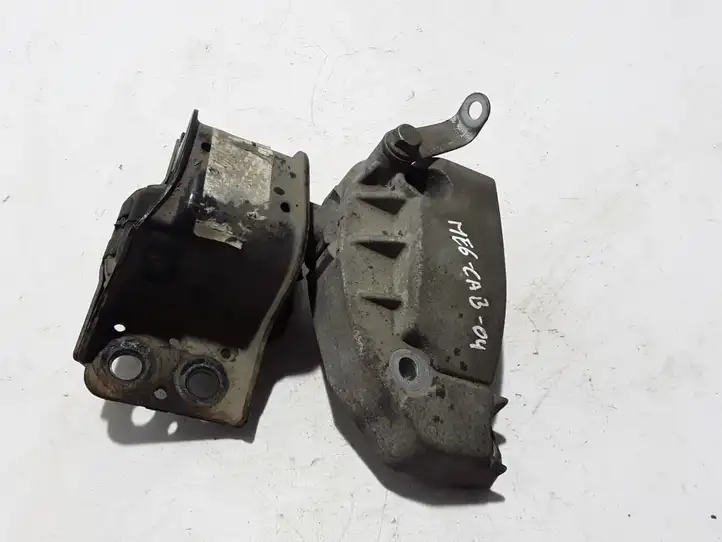 Renault Megane II (2002 - 2005) 8200168002 Кронштейн двигателя — фото 1
