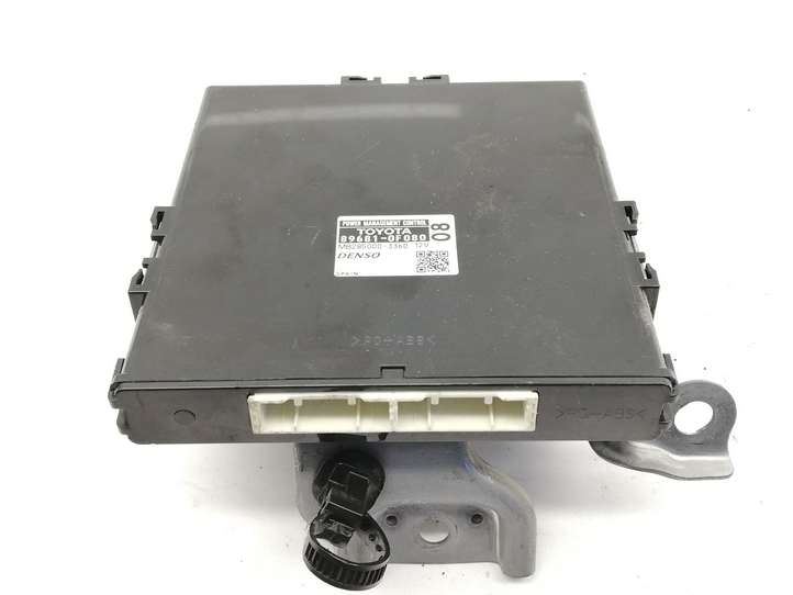 Toyota Avensis T270 (2012 - 2015)  896810F080 Блок управления двигателем ECU