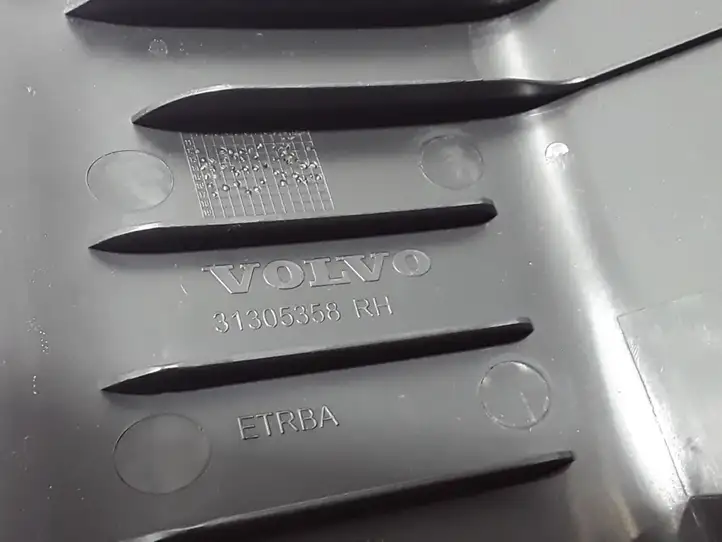 Volvo V40 Cross country (2016 - 2019) 31305358 Верхняя обшивка стойки D — фото 2