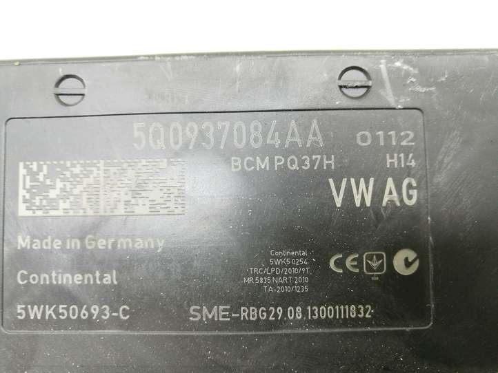 Skoda Octavia Mk3 (5E) (2013 - 2019)  5Q0937084AA Модуль кузова