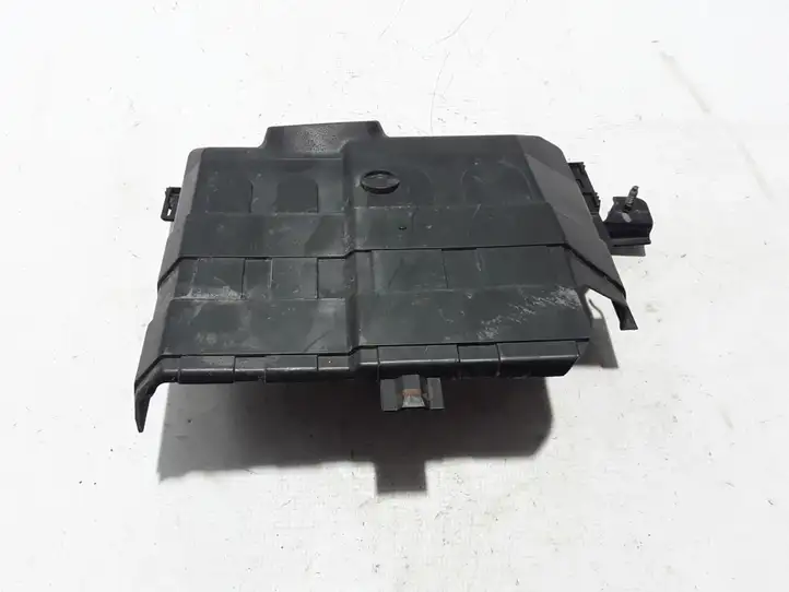 Renault Espace V (RFC) (2015 - 2019) 237061608R Накладка замка капота — фото 1