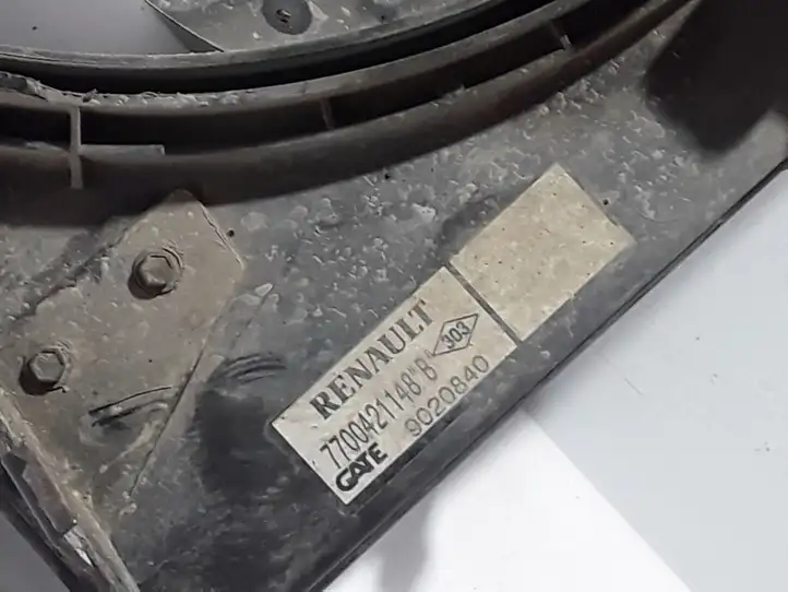 Renault Clio II (1998 - 2001) 7700421148 Дифузор радиатора — фото 2