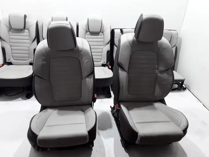 Renault Espace V (RFC) (2015 - 2019) Комплект салона — фото 5