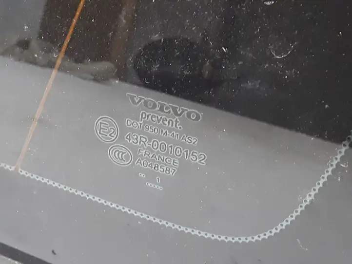 Volvo XC60 (2008 - 2013) 31386803 Заднее боковое стекло — фото 3