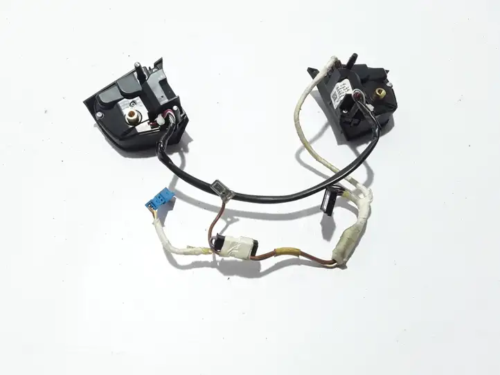 BMW 5 F10 F11 (2009 - 2016) 9229484 Кнопки на рулевом колесе — фото 3