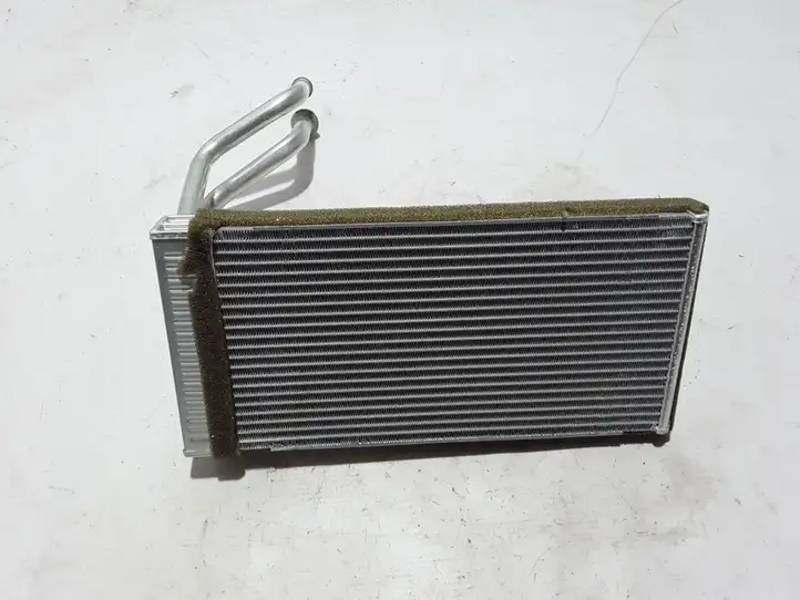 Chrysler Pacifica (2016 - ) 68312970AA Радиатор печки — фото 2