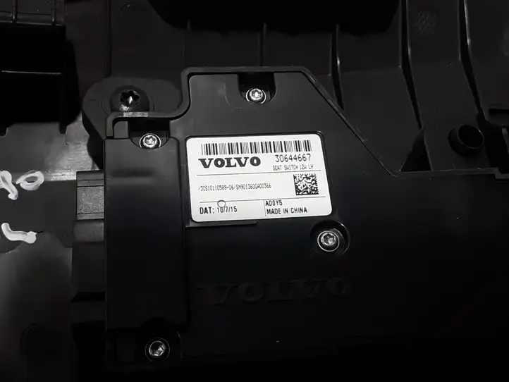 Volvo XC90 (2014 - 2019) 30644667 Управление регулеровки сидений — фото 3