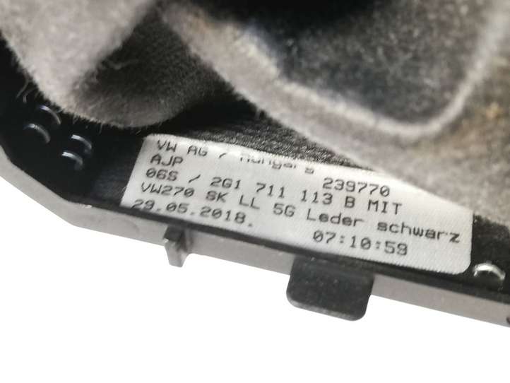 Volkswagen Polo (2015 - 2019)  2G1711113B Отделка рычага переключения передач (кожа, головка)