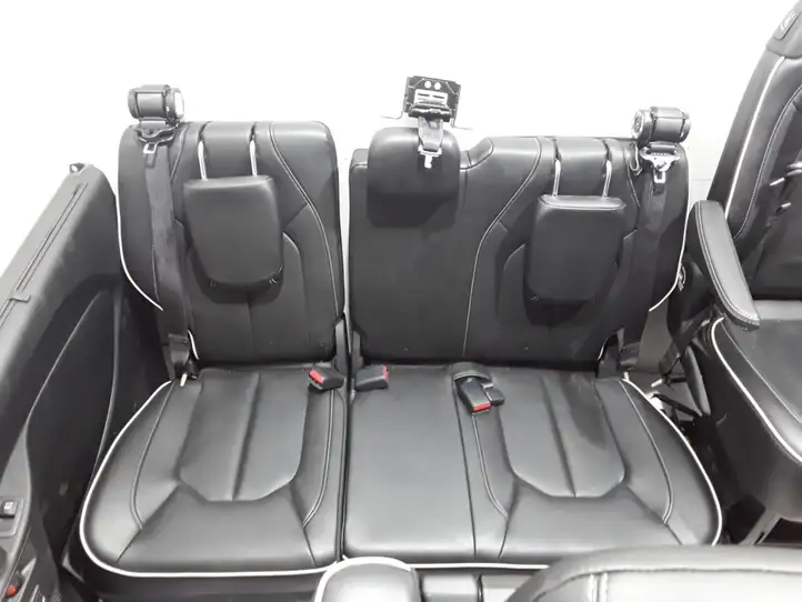 Chrysler Pacifica (2016 - ) Комплект салона — фото 3