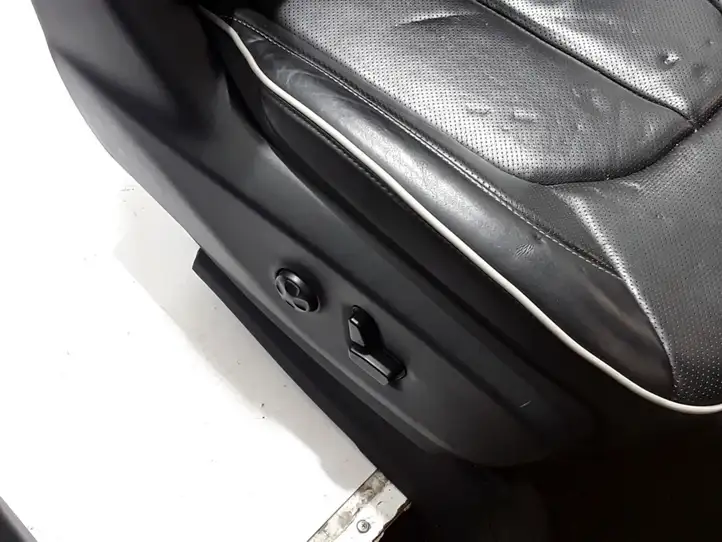 Chrysler Pacifica (2016 - ) Комплект салона — фото 10