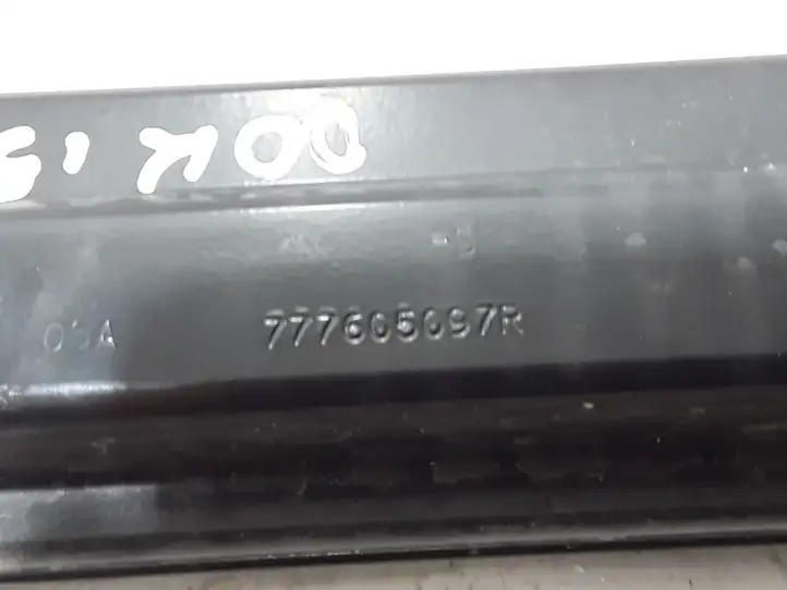 Dacia Dokker (2012 - 2021) 777605097R Средняя направляющая ролика раздвижной двери — фото 2