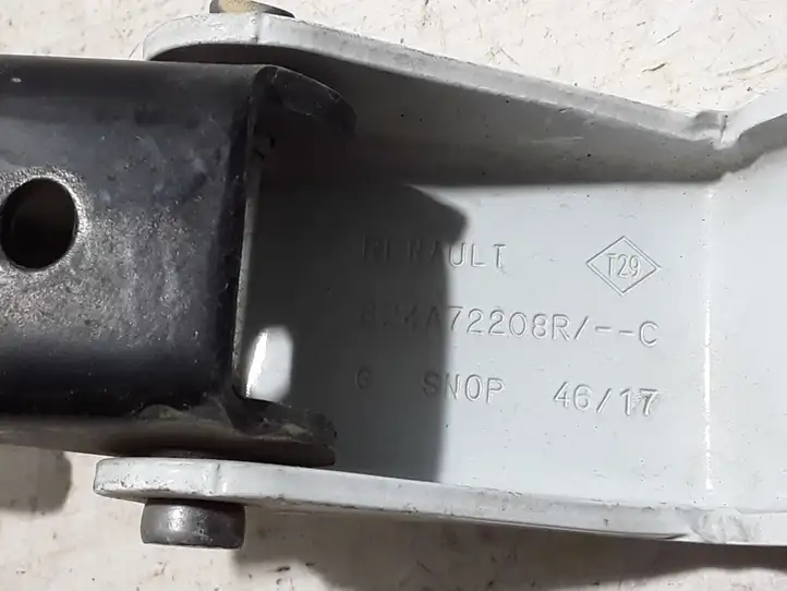 Dacia Dokker (2012 - 2021) 824A72208R Средняя направляющая ролика раздвижной двери — фото 3