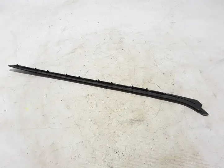 BMW 3 F30 F35 F31 (2012 - 2018) 7258188 Накладка стоек лобового стекла — фото 3