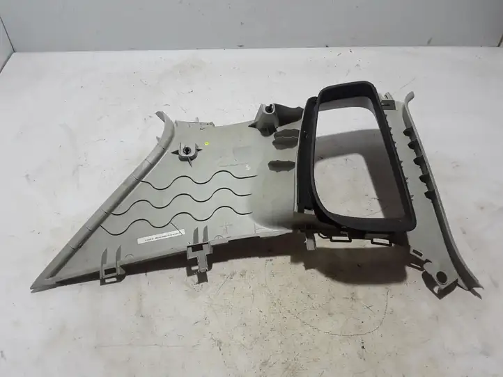 Volkswagen Tiguan (2007 - 2011) 5N0867288 Верхняя обшивка стойки D — фото 2