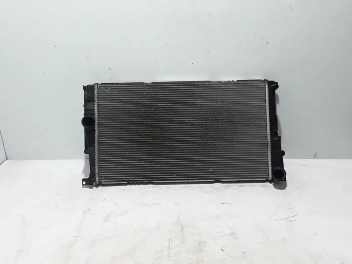 BMW 3 F30 F35 F31 (2012 - 2018) 7600516 Радиатор охлаждающей жидкости двигателя — фото 1