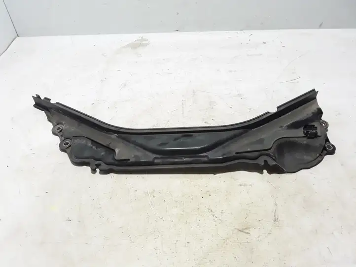 BMW 3 F30 F35 F31 (2012 - 2018) 7331243 Крышка двигателя декоративная — фото 1