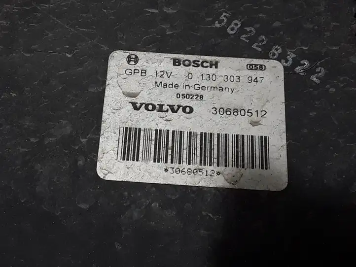 Volvo S60 (2004 - 2010) 30680512 Дифузор радиатора — фото 2