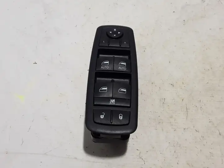 Chrysler Pacifica (2016 - ) 68234092AC Кнопка стеклоподъемников — фото 1