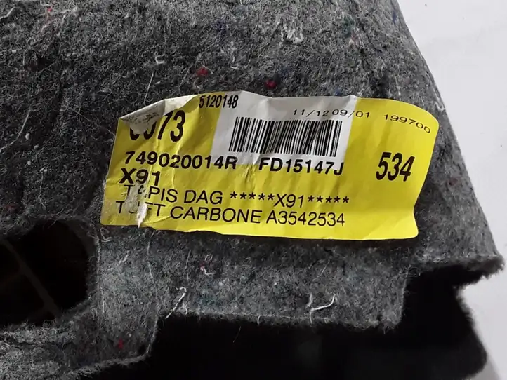Renault Laguna III (2007 - 2015) 749020014R Передний коврик салона — фото 3