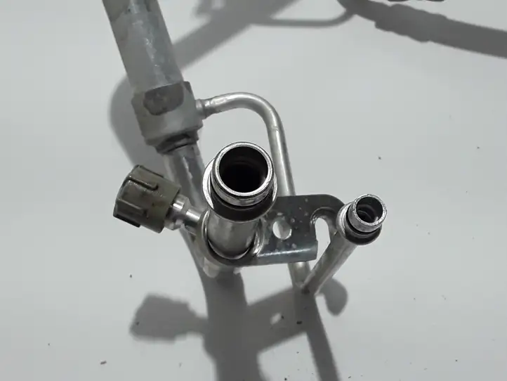 Dacia Spring (2021 - ) 924465406R Трубки и шланги кондиционера — фото 2