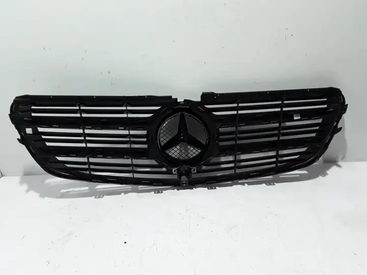 Mercedes-Benz Vito W447 (2014 - ) A4478800083 Передняя решетка — фото 2