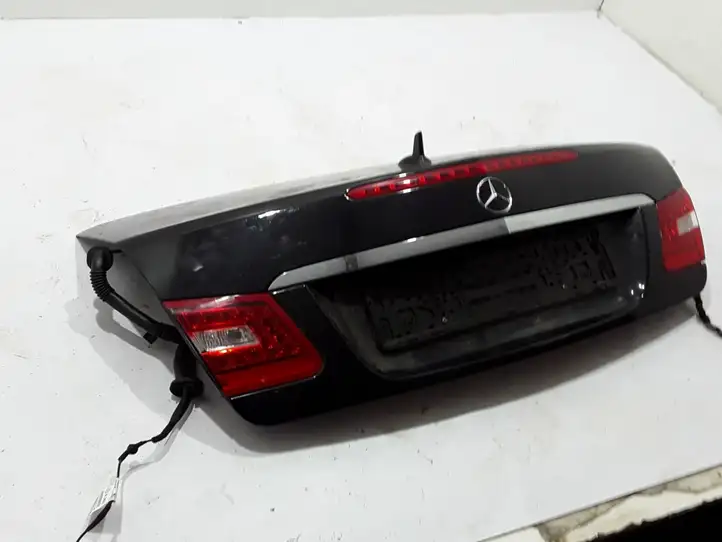 Mercedes-Benz E C207 W207 (2009 - 2017) Крышка багажника — фото 2