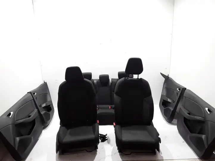 Renault Clio V (2019 - ) Комплект салона — фото 1