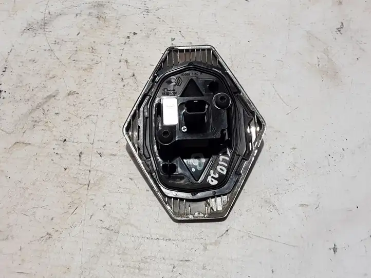 Renault Clio V (2019 - ) 284423509R Видеокамера заднего вида — фото 2
