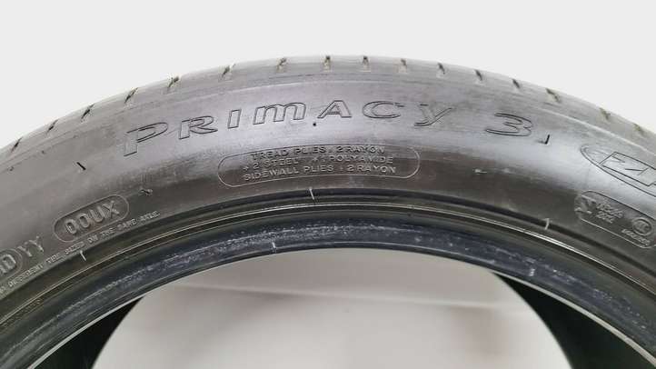 BMW X5 F15 (2013 - 2017)  275-40 Летняя покрышка (покрышки) R 19