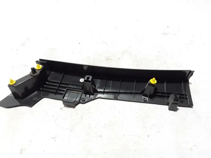 Volvo V50 (2004 - 2008) 8663549 Верхняя обшивка стойки D — фото 3