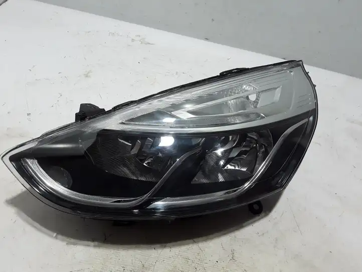 Renault Clio IV (2012 - 2019) 260608367R Передняя фара — фото 1