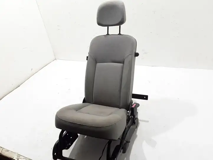 Renault Kangoo II (2014 - 2021) Переднее сиденье пассажира — фото 1