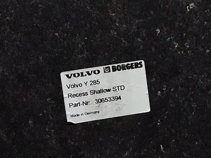 Volvo XC70 (2007 - 2013) 30653394 Коврик багажника — фото 3