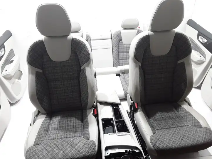 Volvo V60 (2018 - ) Комплект салона — фото 7
