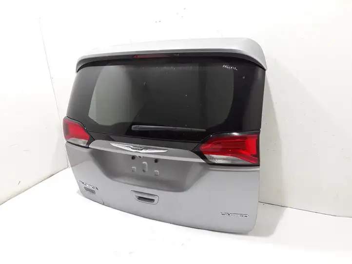 Chrysler Pacifica (2016 - ) 68227064AH Крышка багажника — фото 1