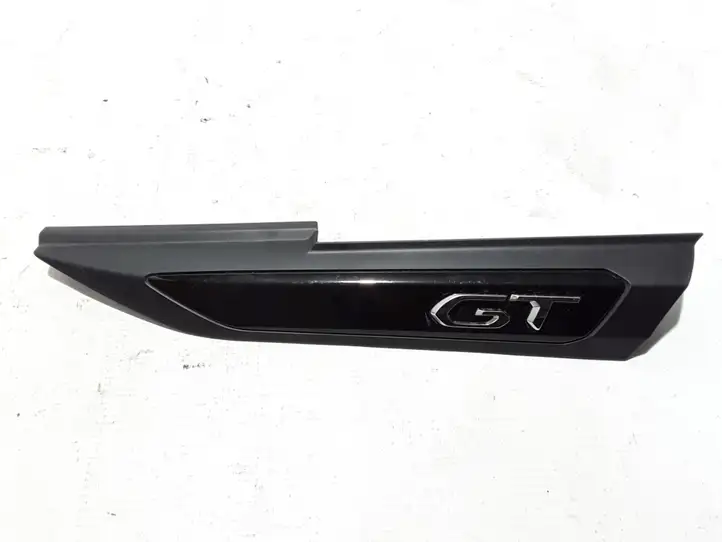 Peugeot 2008 II (2019 - ) 9825861580 Молдинг крыла — фото 1