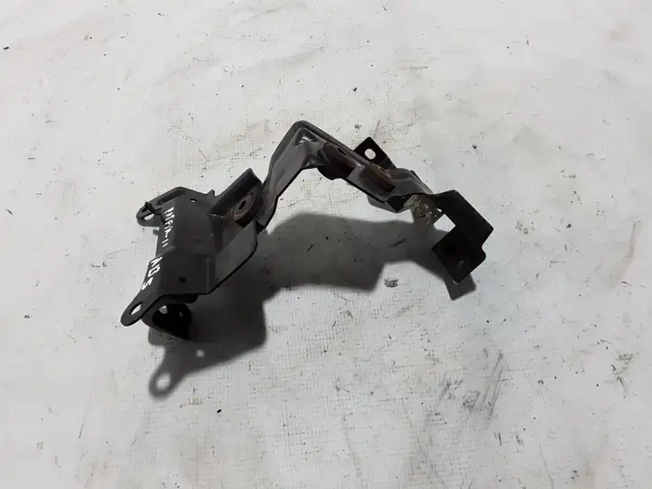 Nissan Pathfinder R51 (2005 - 2012) 478404X00B Кронштейн блока ABS — фото 1