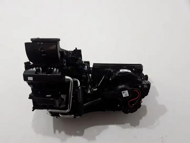 Volvo XC40 (2017 - ) 32130491 Комплект системы вентиляции салона — фото 1