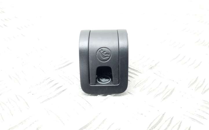 5G0887233C Seat Leon (5F) ISOFIX dangtelis