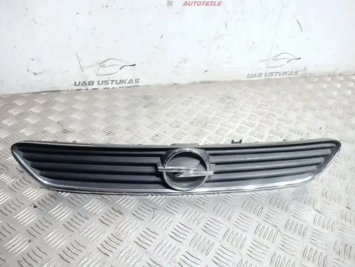 Opel Astra G (1998 - 2004) 90587100 Верхняя решетка радиатора — фото 1