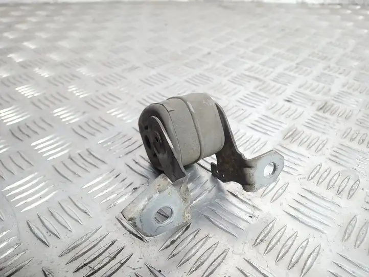 Audi A6 S6 C6 4F (2008 - 2011) 4F0253144P Кронштейн глушителя — фото 1