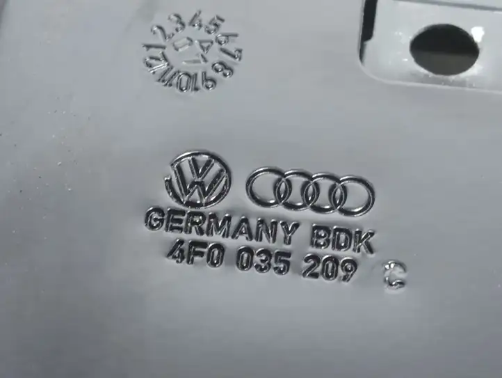 Audi A6 S6 C6 4F (2008 - 2011) 4F0035209 Прочие детали салона — фото 4