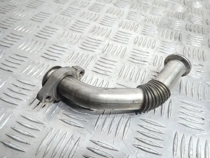 Opel Vectra (2002 - 2005)   EGR трубка (трубки)/ шланг (шланги)