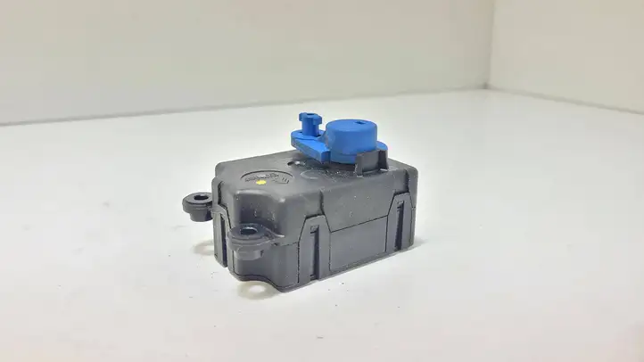 Opel Vectra (2002 - 2005)   Двигатель задвижки потока воздуха