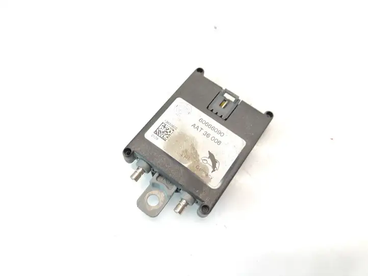 Lancia Thesis (2001 - 2009)  60666090 Усилитель антенны