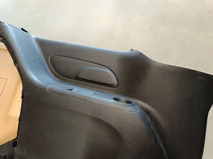 Chrysler Pacifica (2016 - ) 5RJ21DX9AG Верхняя боковая отделка заднего сиденья — фото 3