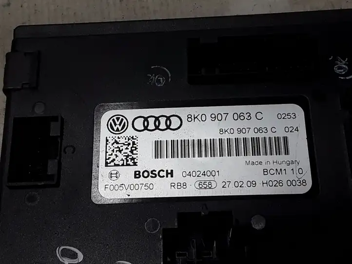 Audi Q5 SQ5 (2008 - 2012) 8K0907063C Прочие блоки управления — фото 3