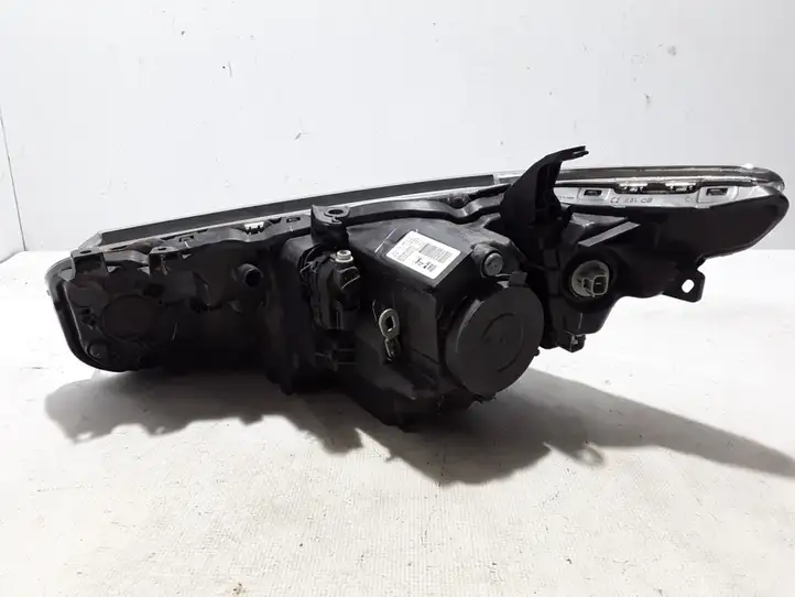 Toyota Auris E180 (2012 - 2018) 8111002K30 Передняя фара — фото 5